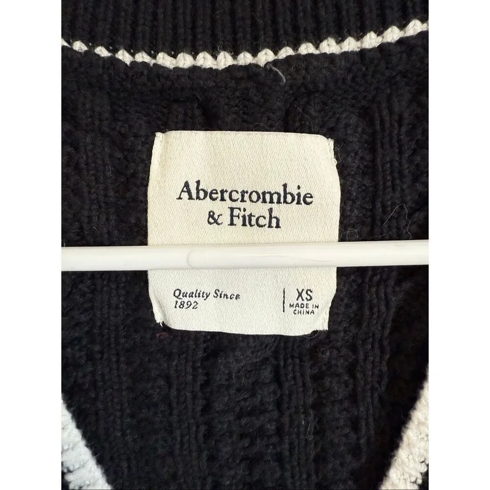 Abercrombie & Fitch Sweater Vest